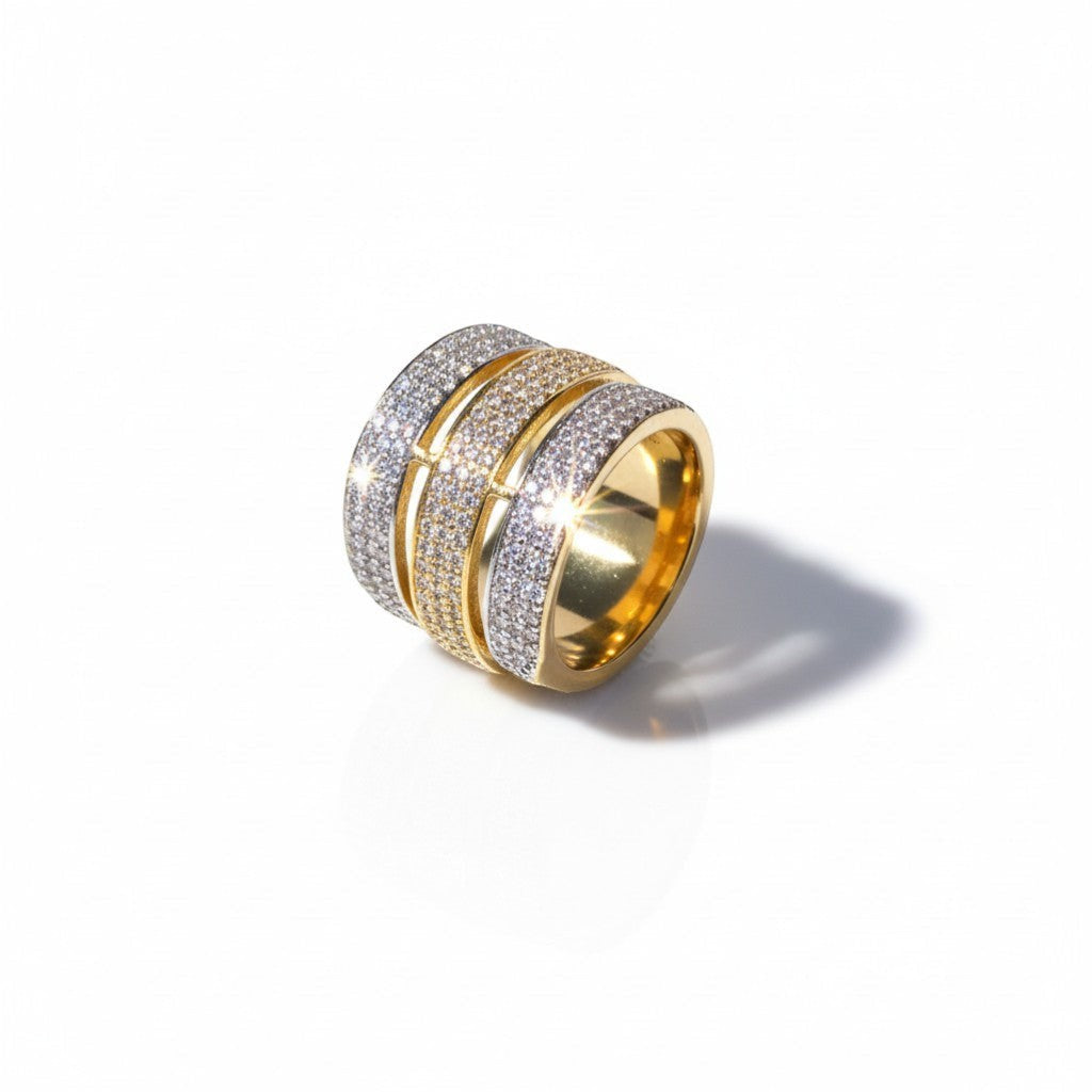 AVIRI 3-layer adjustable ring with premium artificial diamonds and silver polish finish.