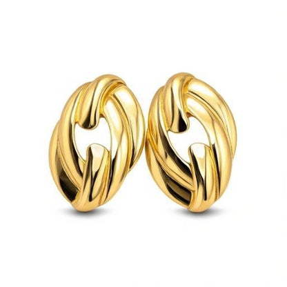 AVIRI oval link statement stud earrings in polished 18K gold-plated stainless steel with an interlocking design.